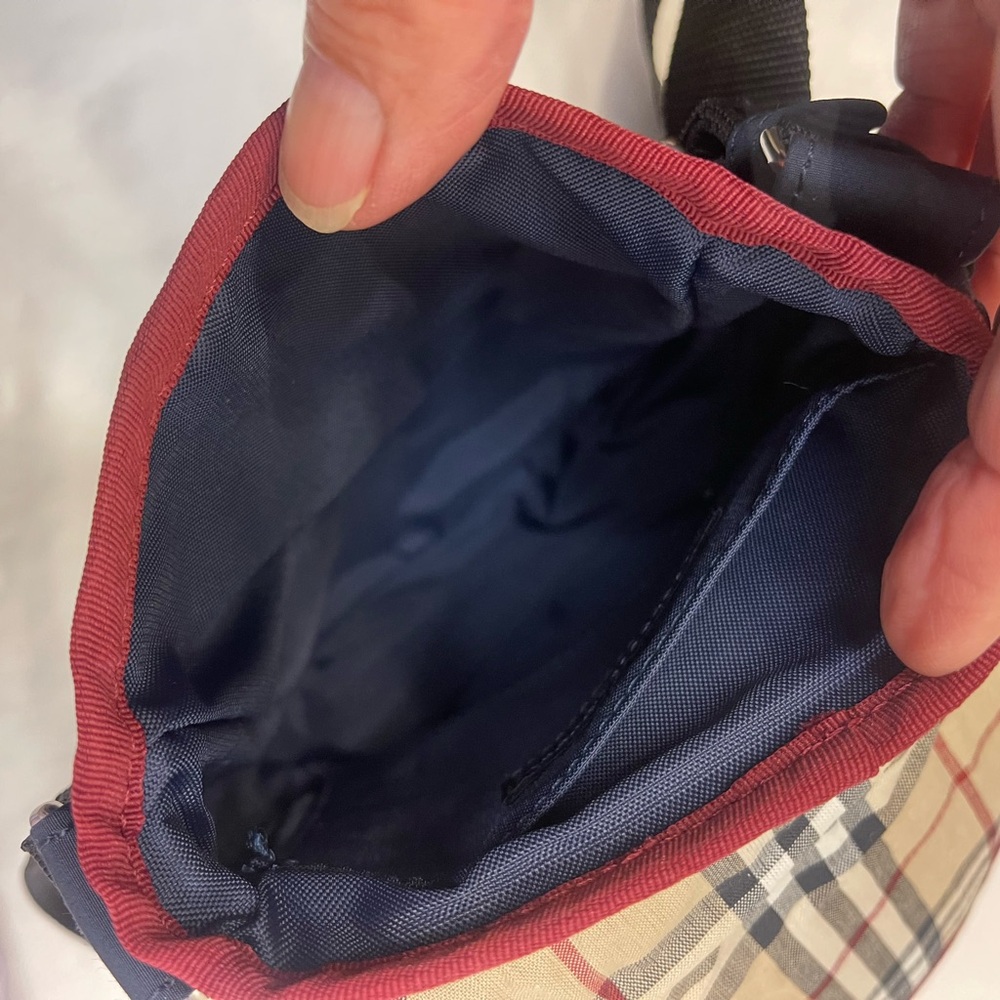 Burberry London Nylon Mini Bag 6" X
6.5 X 2" EUC - Picture 11 of 16